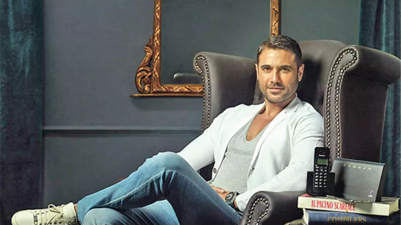 أحمد عز ليس الأول.. فنانون تهربوا من نسب أطفالهم
