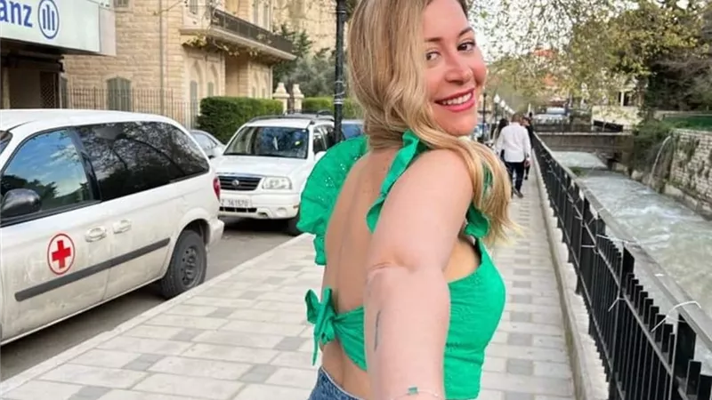 بعد ضبطه مع منة شلبي.. ما الفرق بين الماريجوانا والحشيش؟