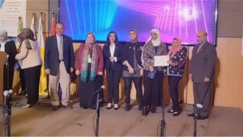 وحدة مناهضة العنف ضد المرأة بجامعة الإسكندرية تُنظم حفل توزيع جوائز مسابقة الفن