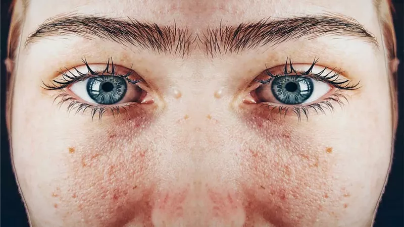 منها الكولاجين والزيوت المعدنية.. مستحضرات تجميل لا تستخدميها لبشرتك الدهنية