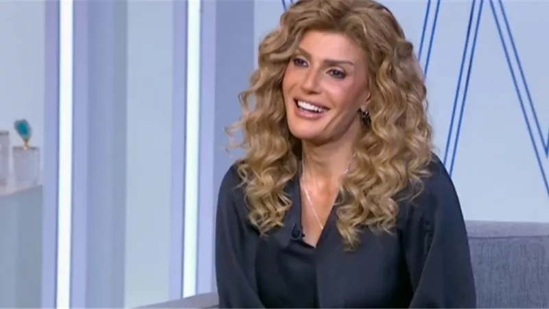«الكرش والشنب».. سبب خلاف فيدرا مع أحمد زكي