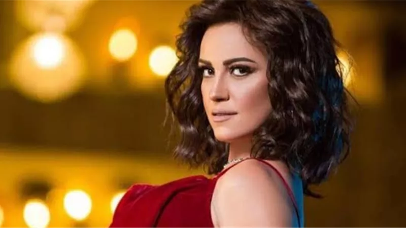 ريهام عبد الغفور تعلق على أزمة منة شلبي.. وتؤكد: هذه الأدوار ندمت عليها