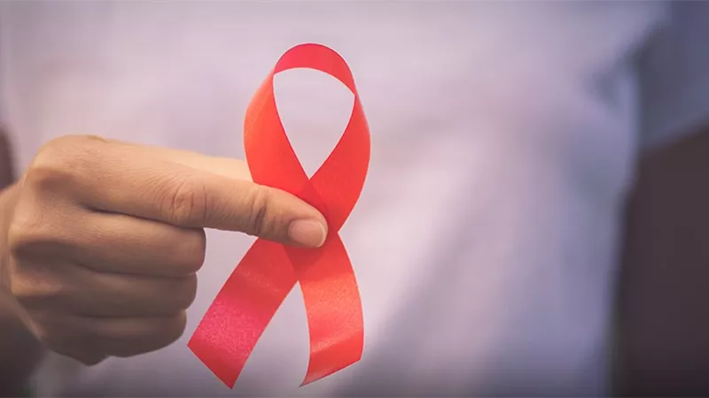 في اليوم العالمي للإيدز.. أعراض فيروس نقص المناعة