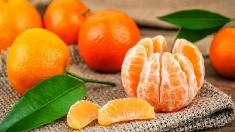 فوائد مذهلة لتناول اليوسفي قبل النوم.. ويضر مريضات الحساسية