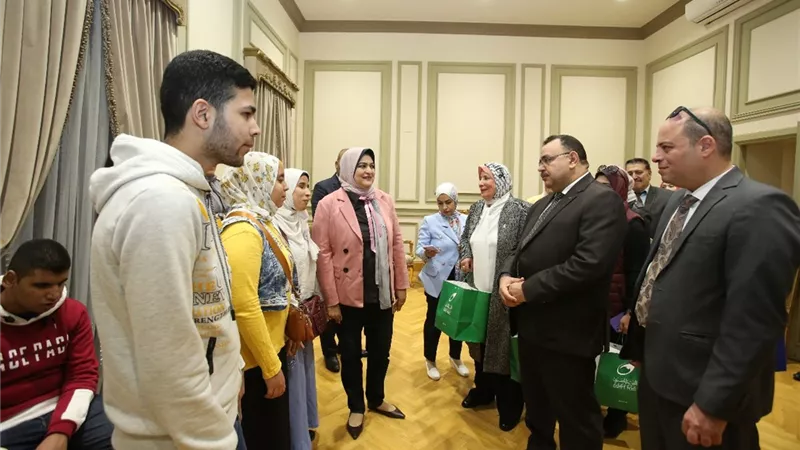 قاعات باستخدام «برايل».. متحف البريد يستقبل وفدًا من طلاب مدرسة النور للمكفوفين بالمنوفية