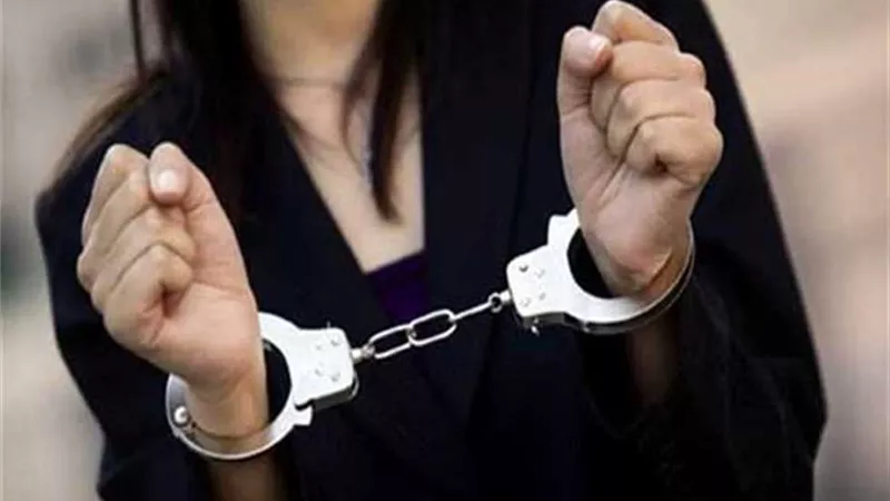 أم بلا قلب.. صبت الخرسانة على جسد ابنتها وحولتها لمنضدة
