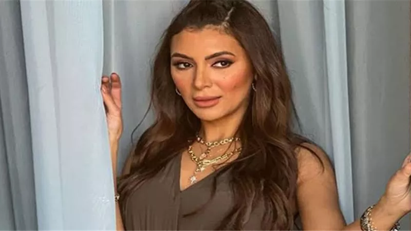 بعد تألقها بـ«إيجار قديم».. بسمة داود ملكة جمال خطفها الفن من الطيران| صور