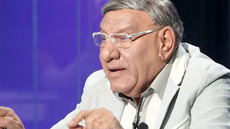 زاهي حواس يروي كواليس اللحظات الأخيرة من حياة مفيد فوزي (فيديو)