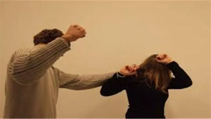 المحكمة تودع متهم إبر هوائية بمستشفى الأمراض العقلية.. عذب زوجته وحاول قتلها