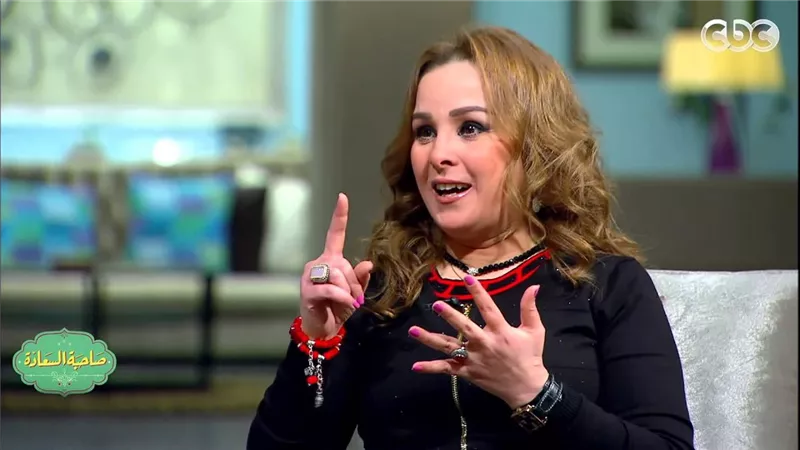 حنان شوقي ليست الأولى.. فنانون زعموا رؤية النبي في المنام