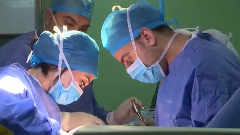 تفاصيل أول عملية لزراعة الرئة في مصر لفتاة عمرها 28 عاما