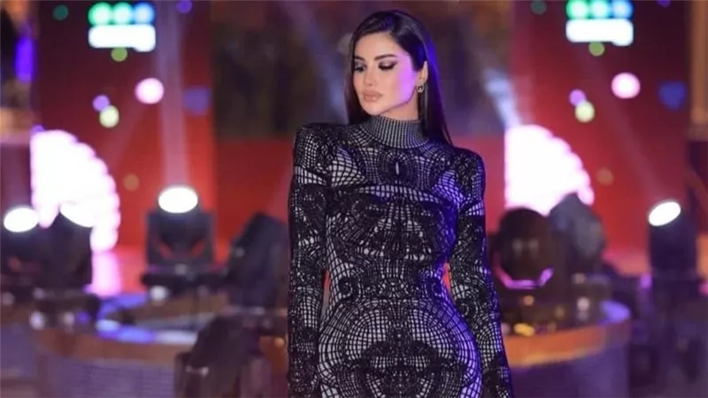 هدى الإتربي تتألق في الأسود «أجمل إطلالات الفساتين لعام 2023»