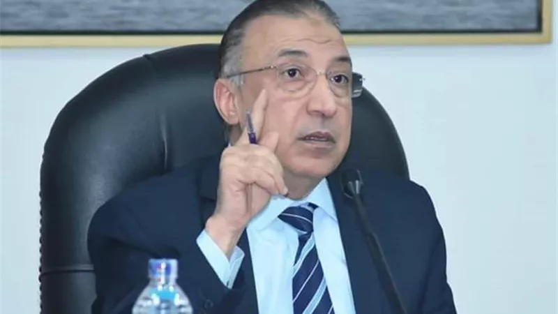 محافظ الإسكندرية: رفع درجة الاستعداد للتعامل مع توقعات هيئة الأرصاد الجوية