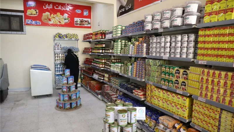 «الغرف التجارية» تكشف موعد انخفاض أسعار السلع بعد تدخل الحكومة 