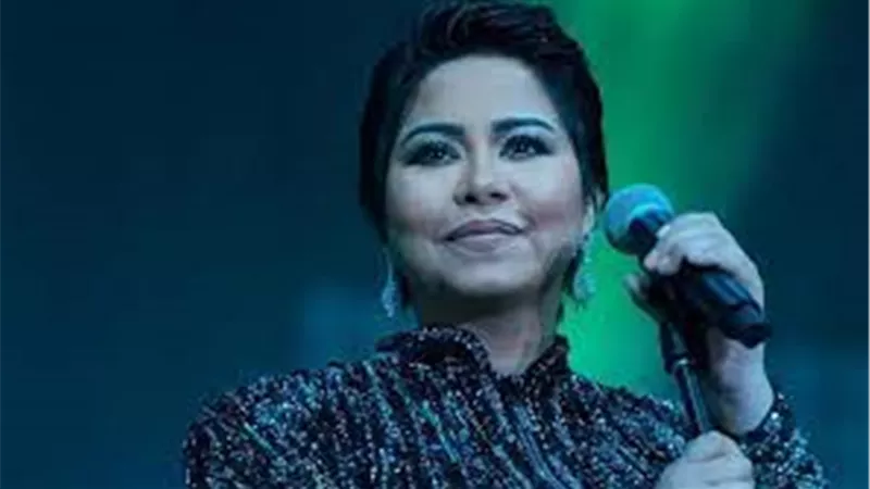 فيديو جديد لشيرين من رحلة لبنان «شاهدي رد فعل حسام حبيب»