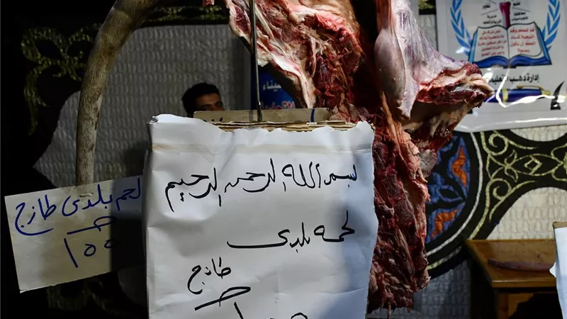 محافظ جنوب سيناء يفتتح مهرجان تحطيم الأسعار بمدينة الدهب