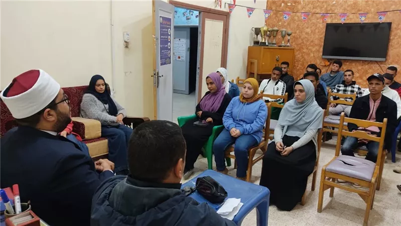 مركز شباب الساحل بطور سيناء يناقش دور المرأة في المجتمع