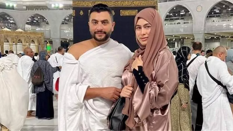 آخرهن« هاجر أحمد» نجمات في مرمى الانتقاد بعد نشر صورهن بالحرم المكي