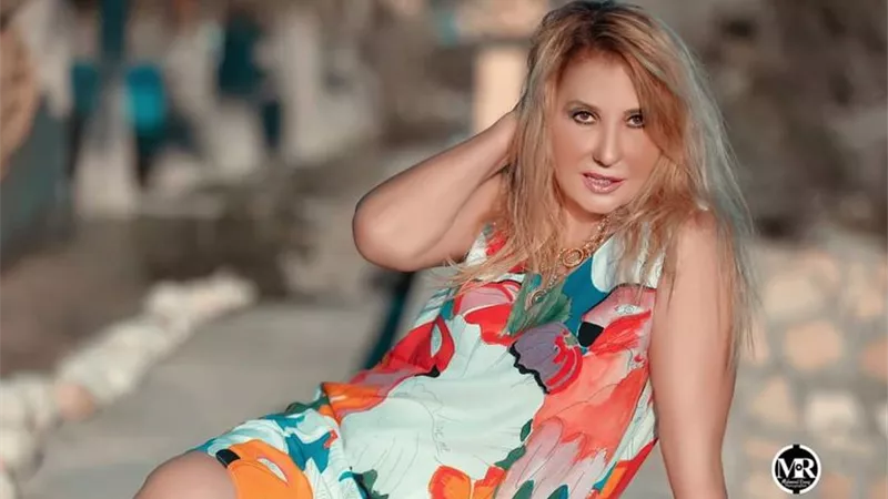 نادية الجندي تكشف عن طقوسها في رأس السنة وسر رشاقتها