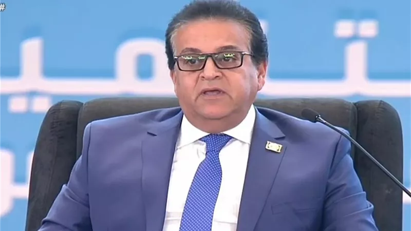 وزير الصحة يكشف الوضع الحالي لمتحور «يوم القيامة» في مصر