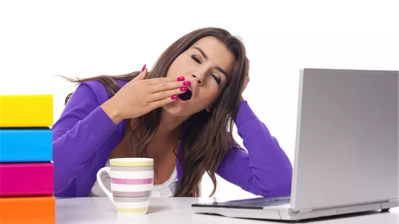 كيف تتغلبين على ملل العودة إلى العمل؟