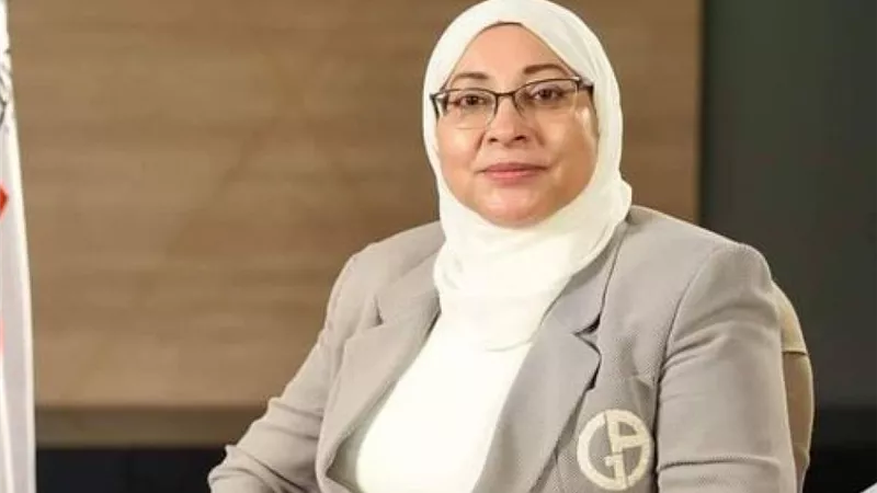 نائبة محافظ القاهرة تكثف جهود تنفيذ مشروعات الخطة الاستثمارية