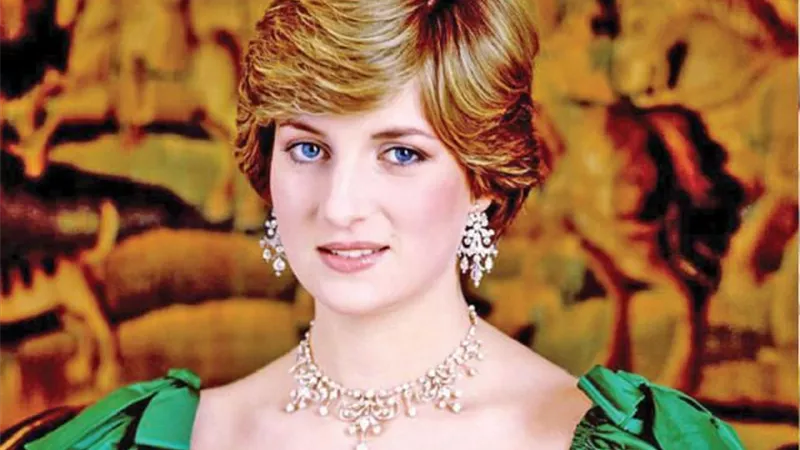 عرض أشهر فساتين الأميرة ديانا للبيع في مزاد علني (صور)