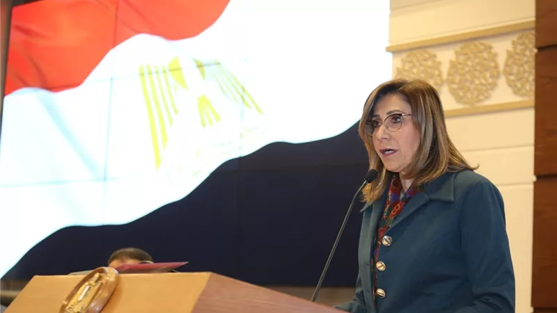 وزيرة الثقافة تُعلن تفاصيل فعاليات معرض القاهرة الدولي للكتاب