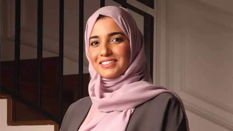 «فاطمة الحربي» خبيرة سيبرانية أذهلت مهندسي أبل