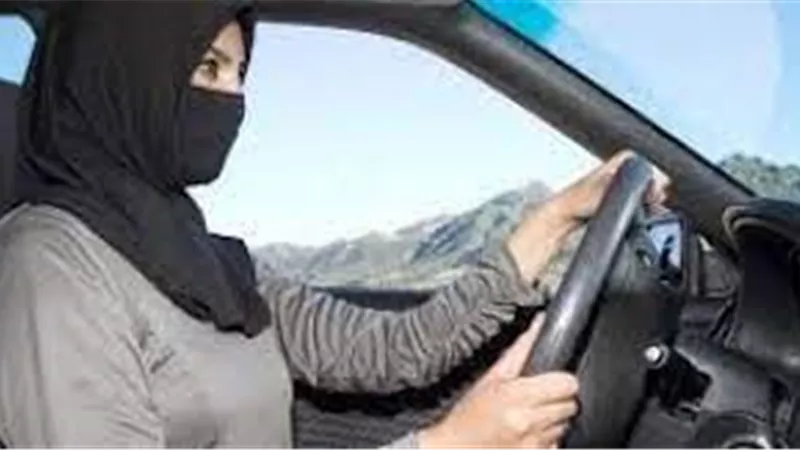 اعترافات مثيرة لسارقة سيارة بأسلوب المغافلة في المقطم