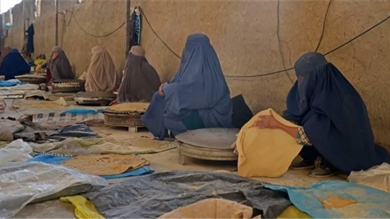 المرأة بين تعاليم الدين الحقيقية والتزمت والرجعية