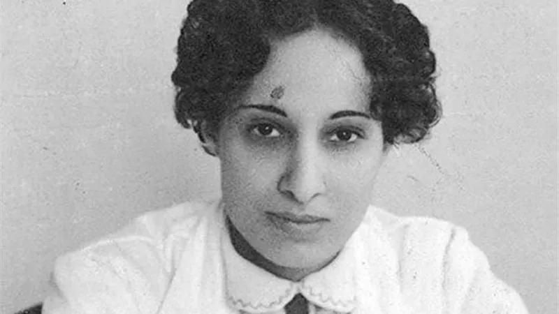 «كوكب حفني ناصف» أول جراحة مصرية تتولى منصب حكيمباشي