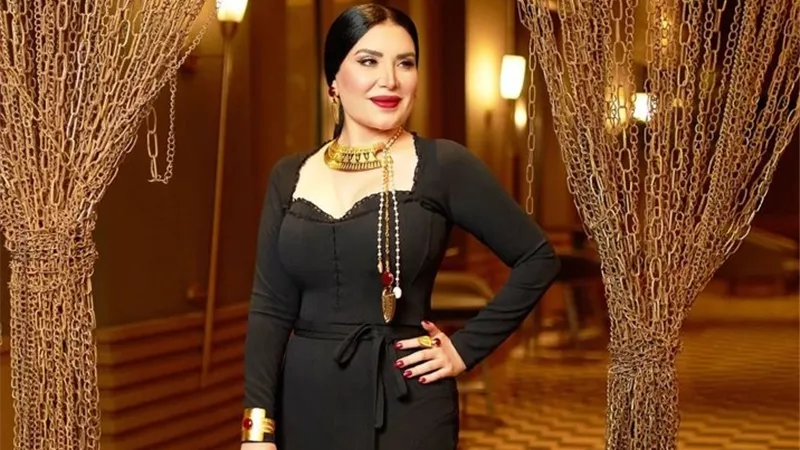 «نشرة هير فاشون» | عبير صبري بالأسود وبلقيس بالكلاسيكي ومي حلمي بالكاجوال
