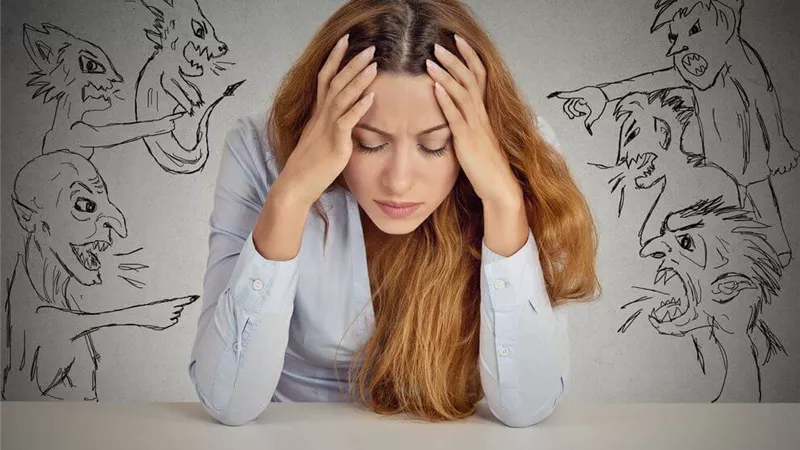 5 نصائح مذهلة لتطردي الطاقة السلبية من منزلك «الميرمية ومياه فلوريدا»