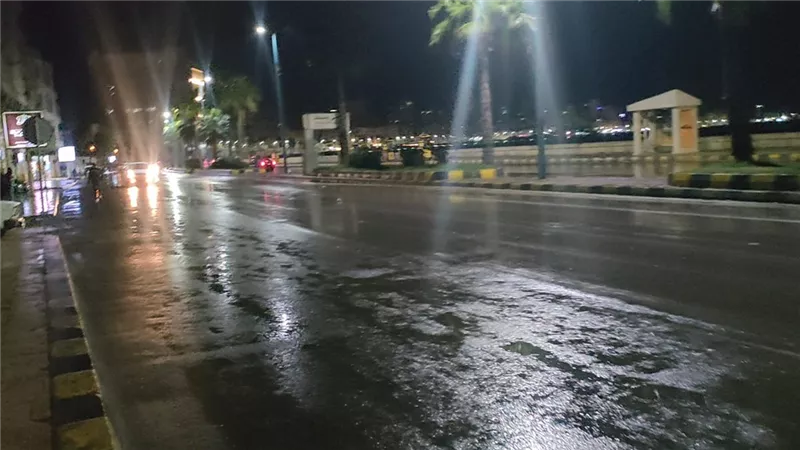 المفتي: يجوز جمع الصلوات بسبب سقوط الأمطار «بشروط»