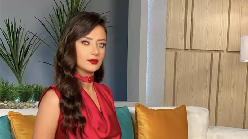 رضوى الشربيي تصدم «السناجل» في عيد الحب