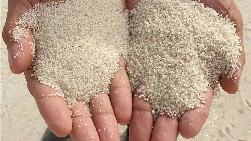 تفسير حلم الرمل في المنام للعزباء والمتزوجة والمطلقة والحامل