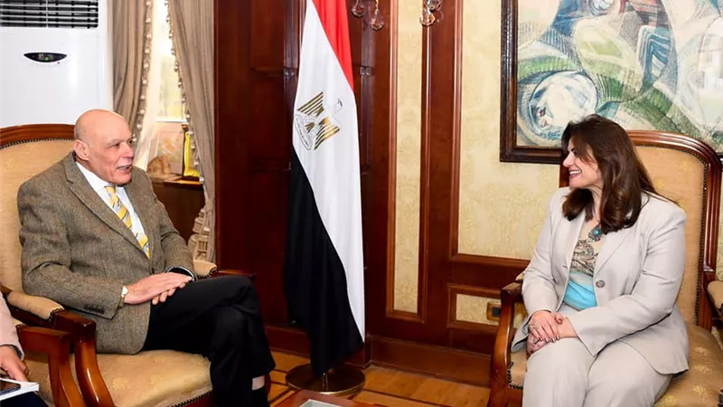 وزيرة الهجرة: مستمرون في خطة ربط علمائنا بالخارج بوطنهم