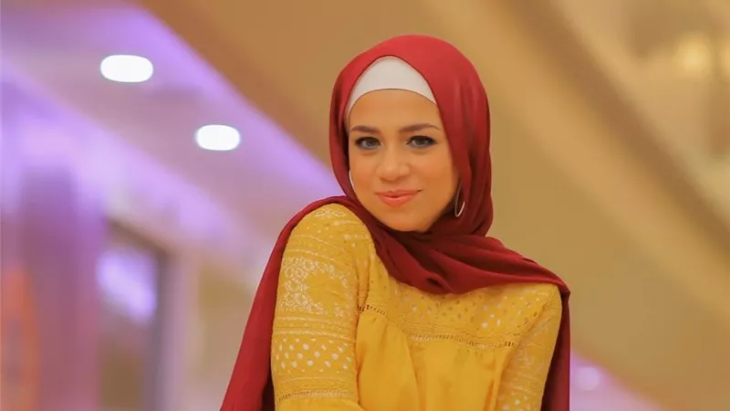 مريم تكشف خبايا وأسرار حياة «البلوجرز» (فيديو)