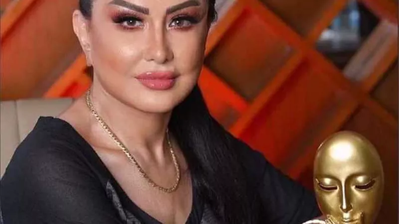 وفاء سالم تفتح النار على ياسمين عز: «اوزني كلامك»