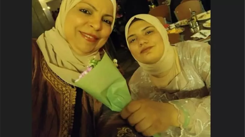 «هير نيوز» تنشر قصص ستات بـ100 ست| تضحية سلمى من أجل أبنائها وأشقائها