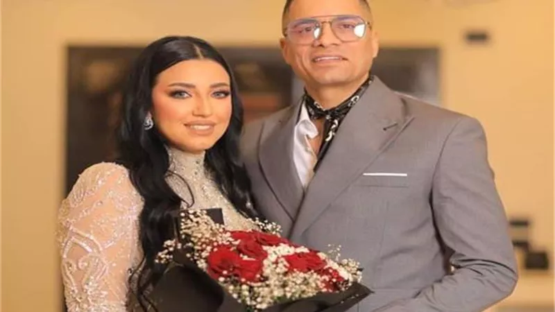حسن شاكوش يحتفل بزفافه بحضور نجوم الفن والعروس تسجد (صور)