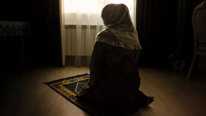 هل يصح سجود الشكر بدون وضوء؟ الإفتاء تجيب