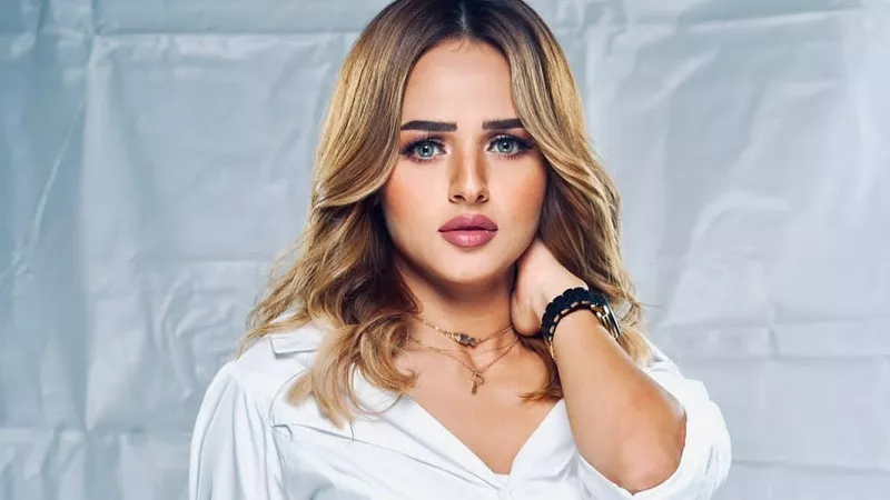 نهاد سمير: الإعلام سلاحي للتوعية وفخورة بتكريم العظماء 
