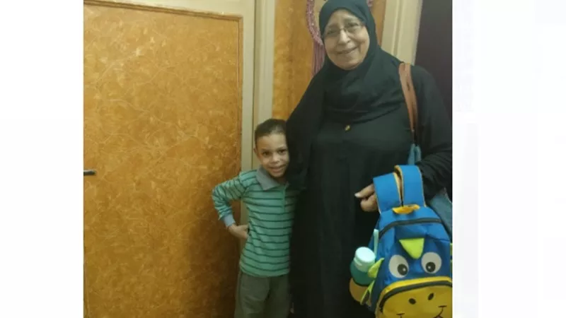 «هير نيوز» تنشر قصص ستات بـ100 ست «المرأة المعيلة».. سلوى تخطت صدمات الحياة من أجل حفيدها