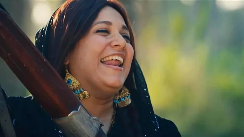 «في حب مربوحة» السوشيال ميديا تدافع عن رحمة أحمد وأصابع إتهام لرامز جلال