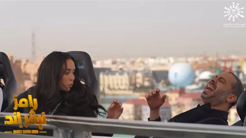 «كهربني أنا وبلاش هي» وصلة حب محمد فراج وبسنت تشعل السوشيال ميديا
