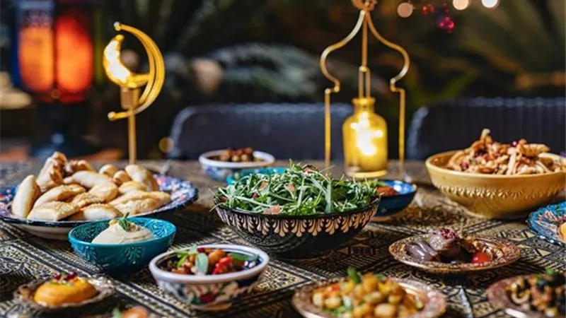أطعمة تجنبي تناولها على مائدة السحور في رمضان