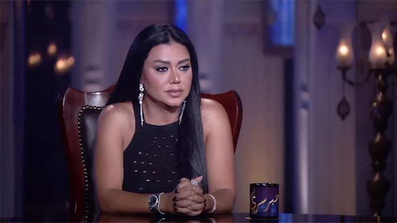 رانيا يوسف تهاجم طليقها: «مكنتش بتزعل لما مراتك تتباس وتقلع في الأفلام»