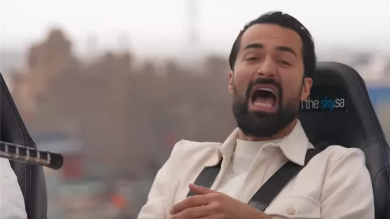 «هربان من فجر الإسلام» رامز جلال يسخر من أحمد حاتم في مقلب 